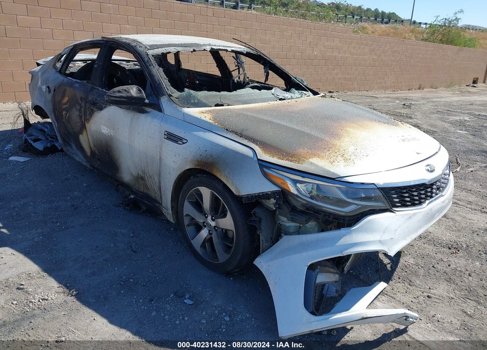 2020 KIA OPTIMA S VIN: 5XXGT4L30LG435395