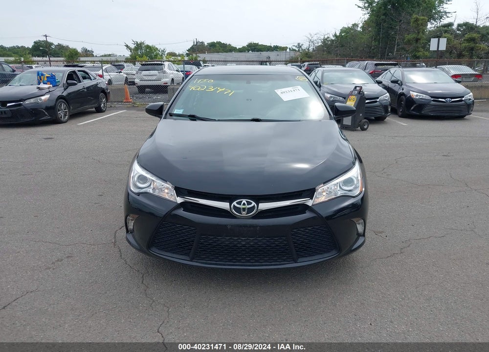 2015 TOYOTA CAMRY SE VIN: 4T1BF1FK2FU007910