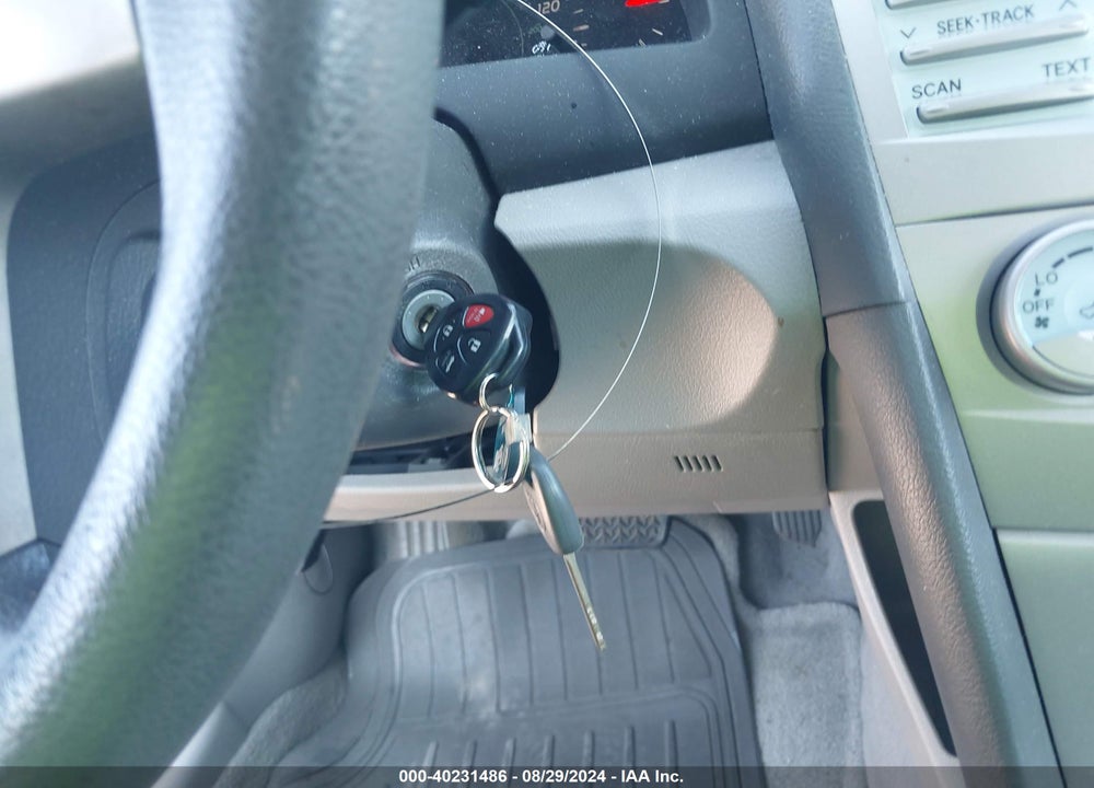 2008 TOYOTA CAMRY LE VIN: 4T1BE46K98U781885