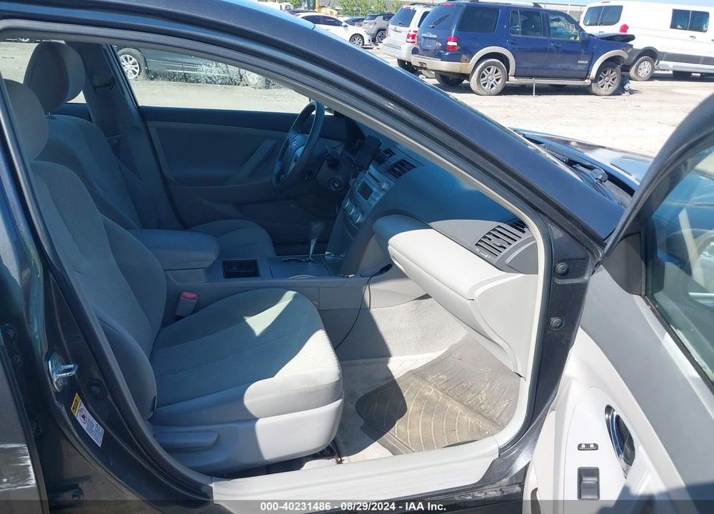 2008 TOYOTA CAMRY LE VIN: 4T1BE46K98U781885