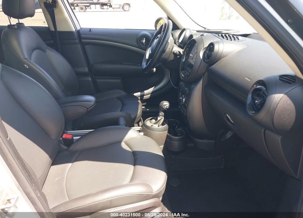 2013 MINI COUNTRYMAN COOPER S VIN: WMWZC3C55DWP22460