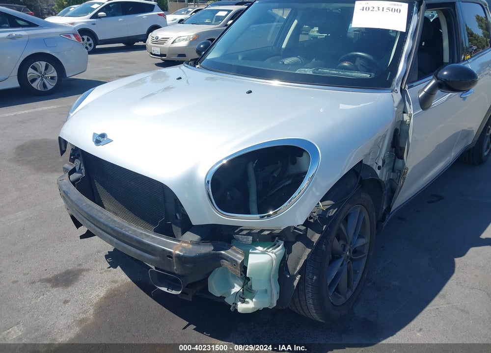 2013 MINI COUNTRYMAN COOPER S VIN: WMWZC3C55DWP22460