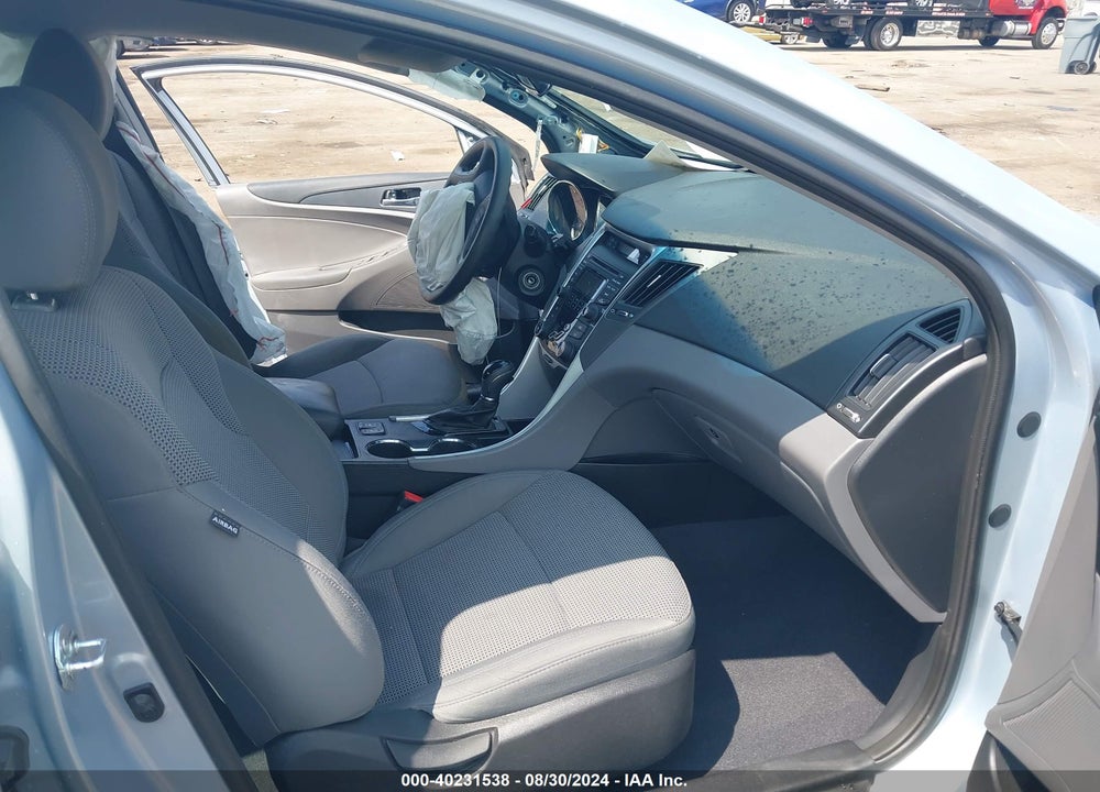 2013 HYUNDAI SONATA GLS VIN: 5NPEB4AC9DH722821