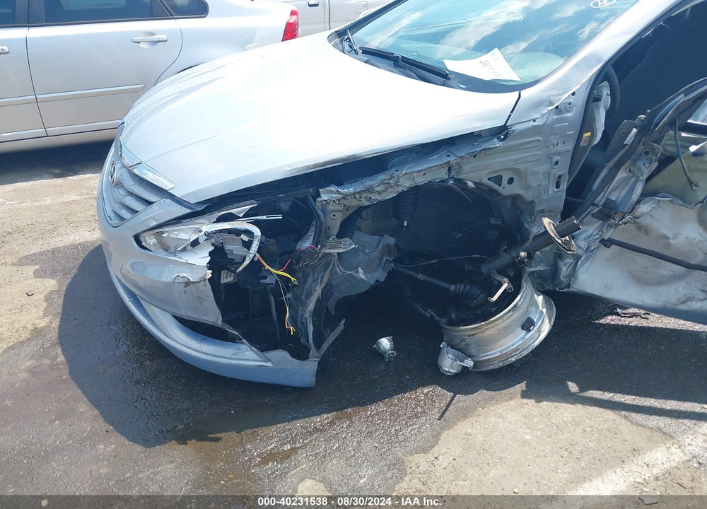 2013 HYUNDAI SONATA GLS VIN: 5NPEB4AC9DH722821