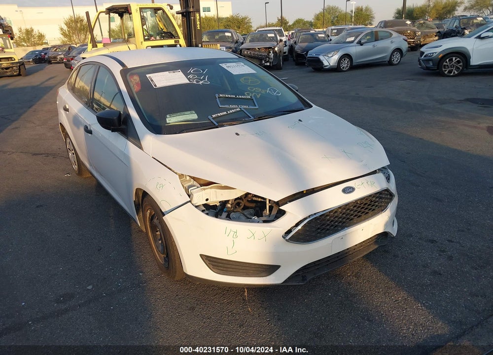 2018 FORD FOCUS S VIN: 1FADP3E27JL313058
