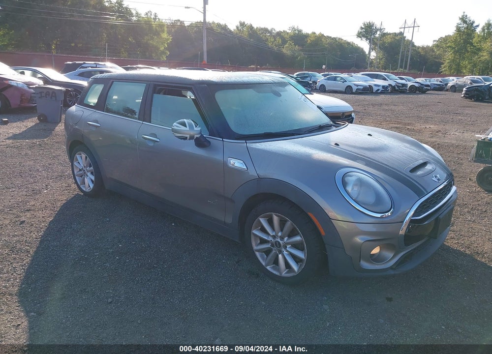 2017 MINI CLUBMAN COOPER S VIN: WMWLU5C52H2E81262