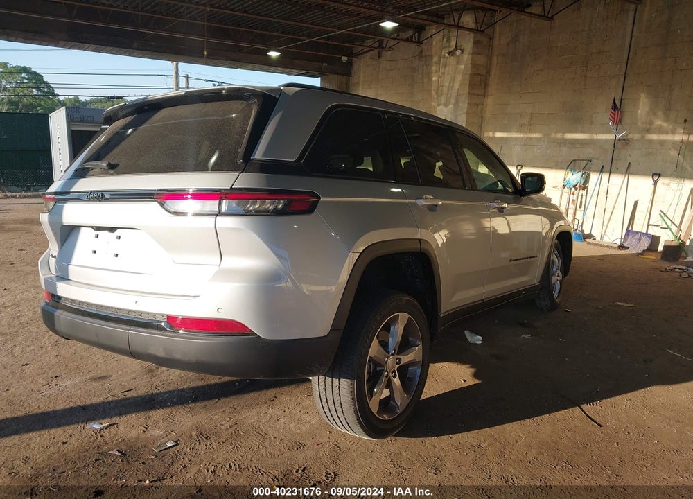 2024 JEEP GRAND CHEROKEE VIN: 1C4RJHAG5RC224021