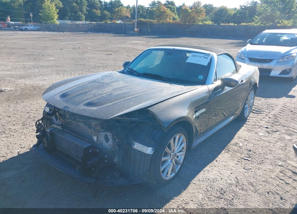 2017 FIAT 124 SPIDER LUSSO VIN: JC1NFAEK1H0125019