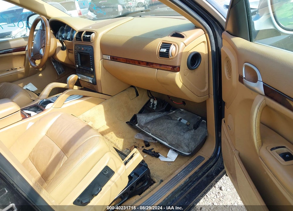 2005 PORSCHE CAYENNE S VIN: WP1AB29P45LA62368