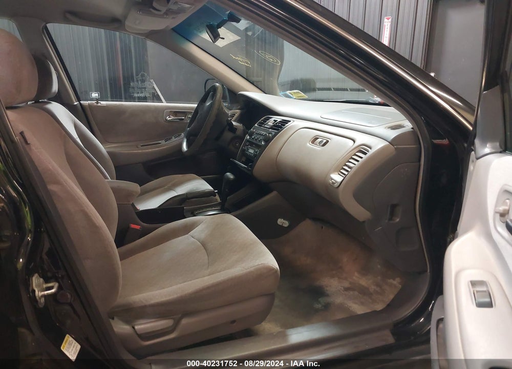 2002 HONDA ACCORD VIN: 1HGCG16432A050981