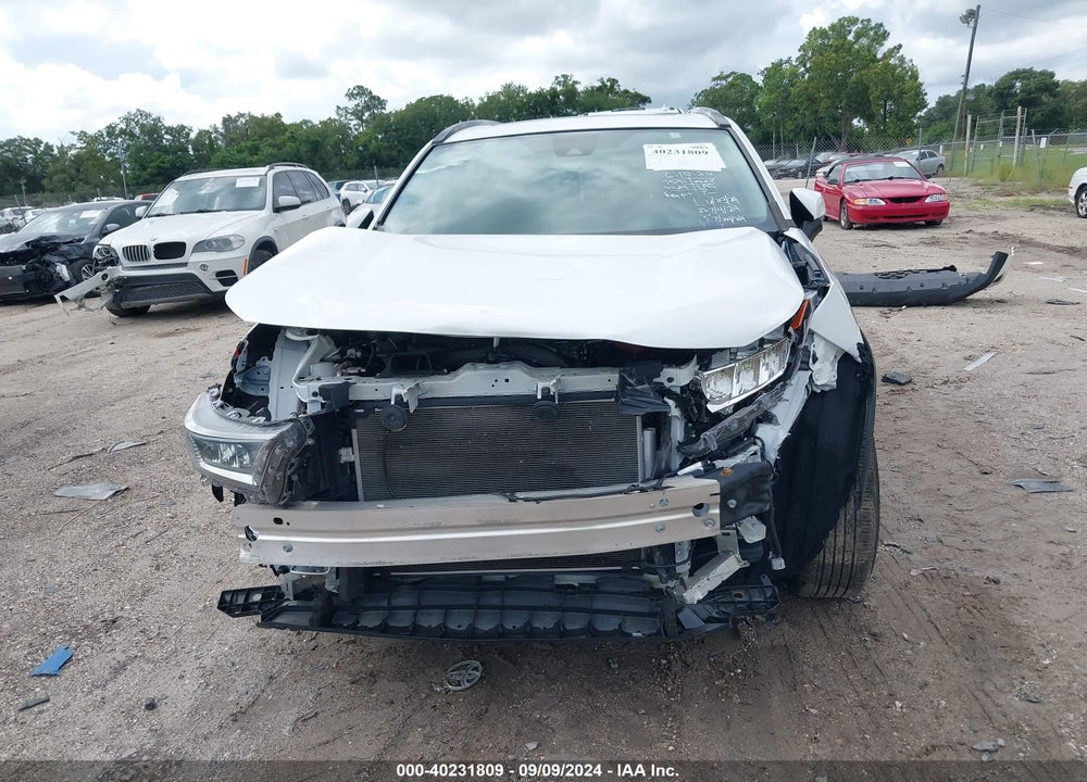2021 TOYOTA RAV4 XLE VIN: 2T3W1RFV6MC104428