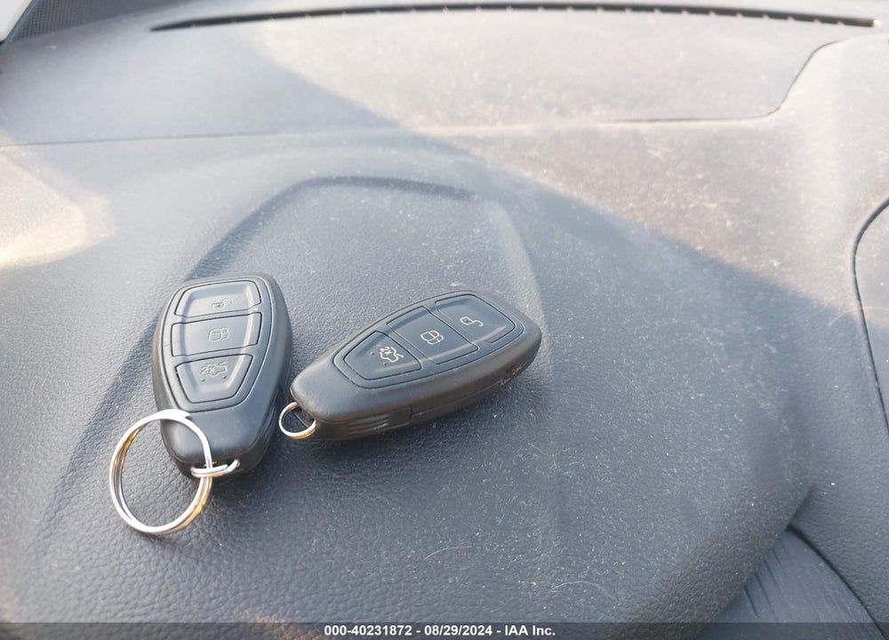 2013 FORD C-MAX HYBRID SEL VIN: 1FADP5BU1DL520390