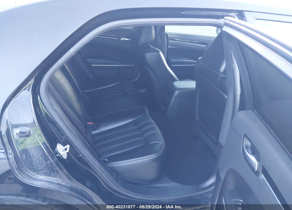 2020 CHRYSLER 300 VIN: 2C3CCABT3LH158807