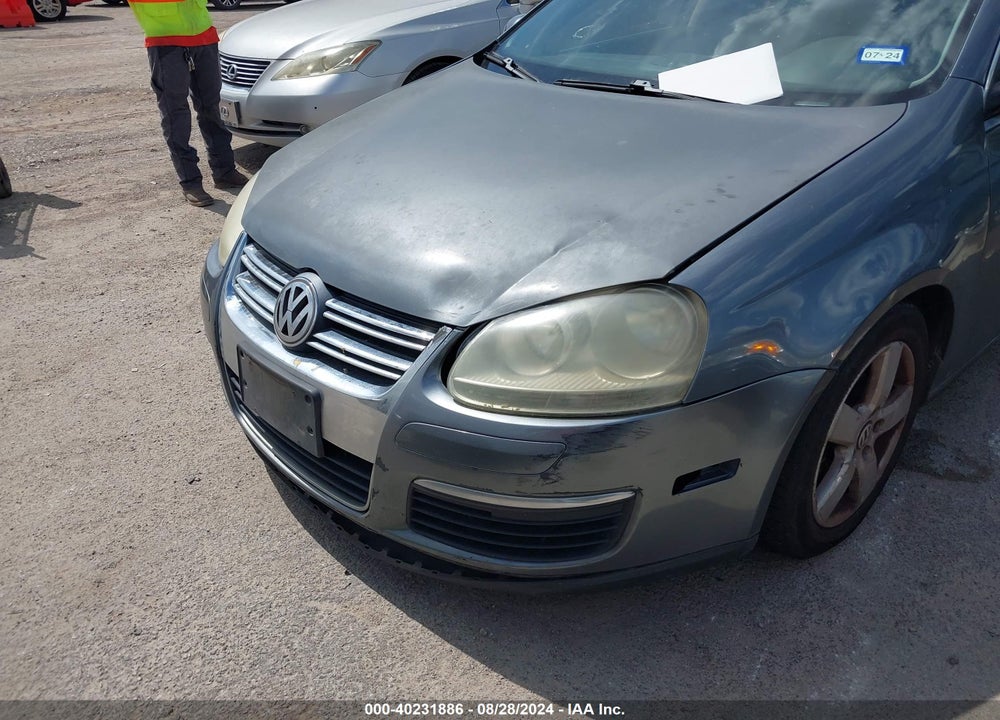 2008 VOLKSWAGEN JETTA SE/SEL VIN: 3VWRM71K88M181519