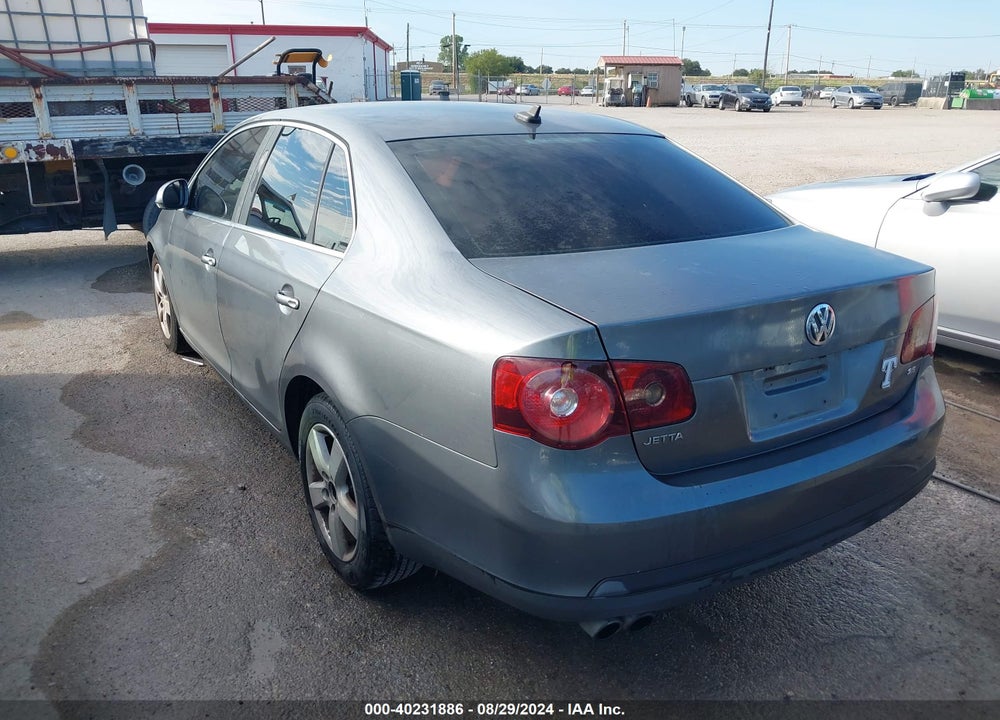 2008 VOLKSWAGEN JETTA SE/SEL VIN: 3VWRM71K88M181519