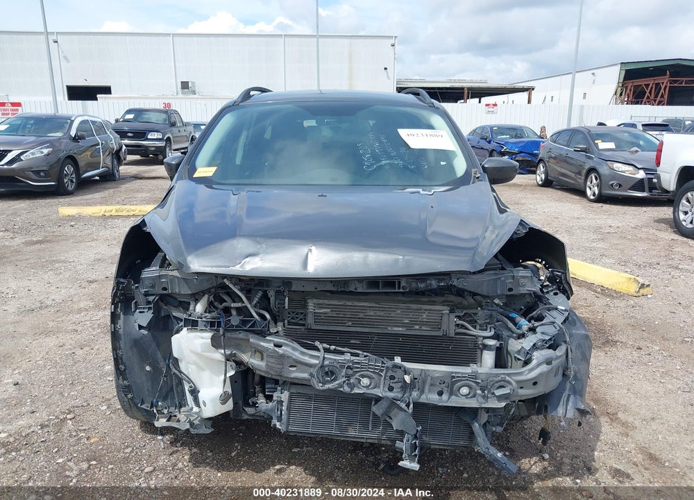2018 FORD ESCAPE SE VIN: 1FMCU9GD1JUA75083