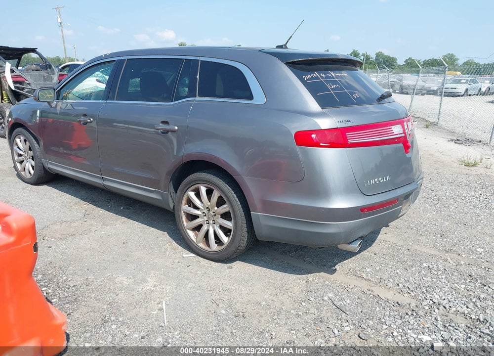 2010 LINCOLN MKT VIN: 2LMHJ5AR5ABJ17910