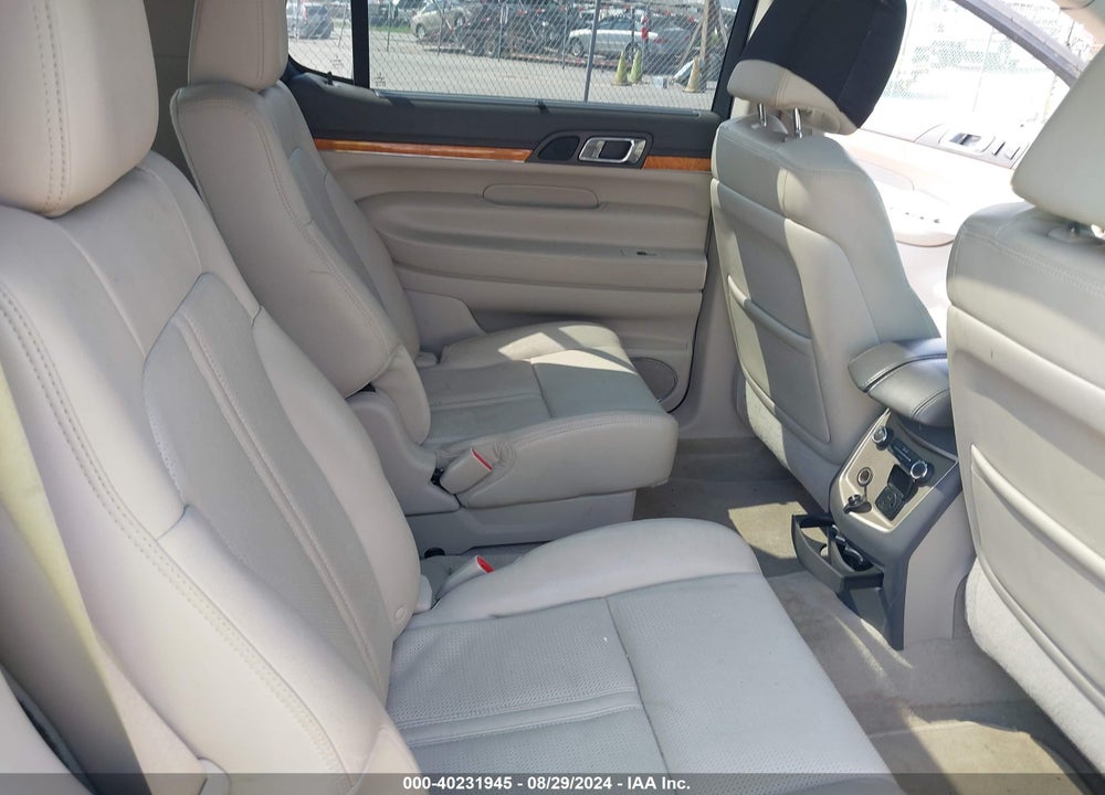 2010 LINCOLN MKT VIN: 2LMHJ5AR5ABJ17910