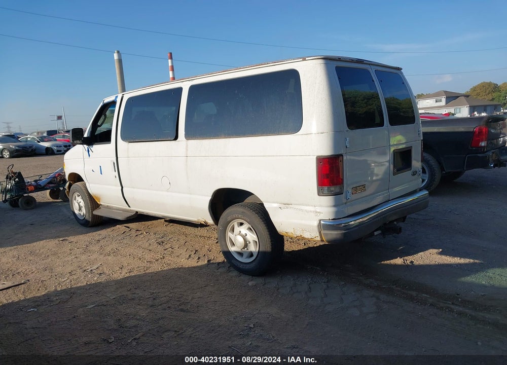 2004 FORD E-350 SUPER DUTY CHATEAU/XL/XLT VIN: 1FBNE31L74HB25347