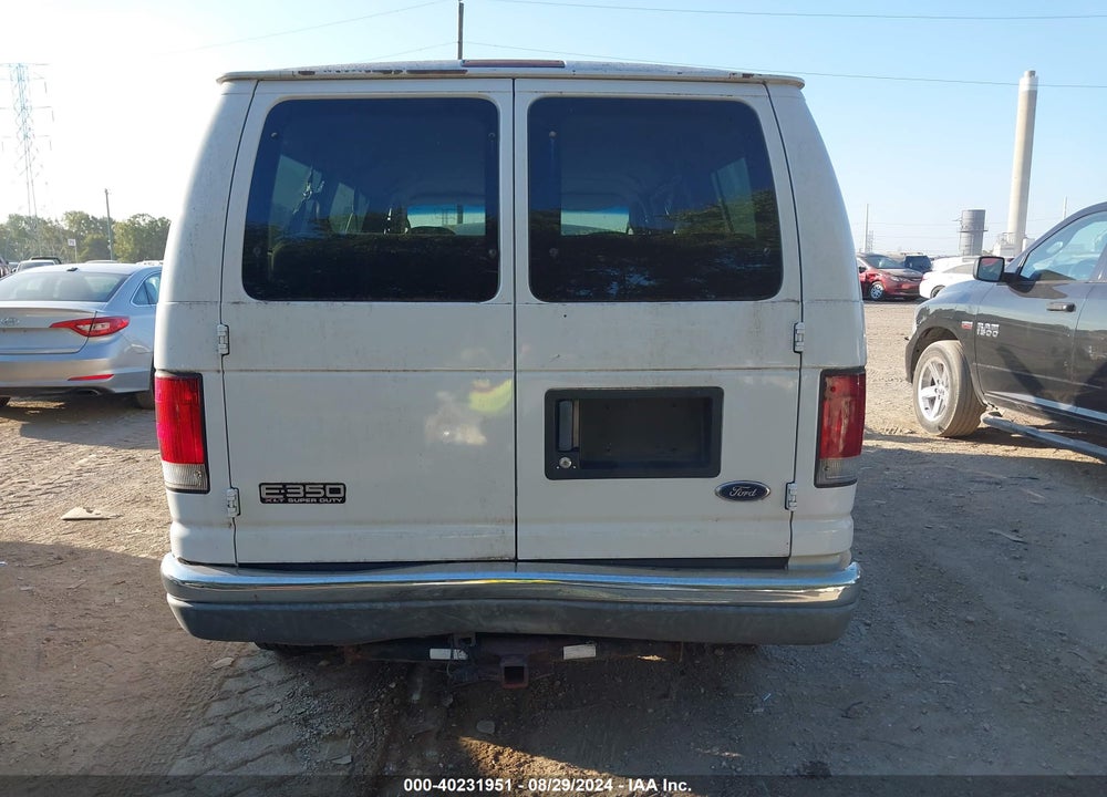 2004 FORD E-350 SUPER DUTY CHATEAU/XL/XLT VIN: 1FBNE31L74HB25347