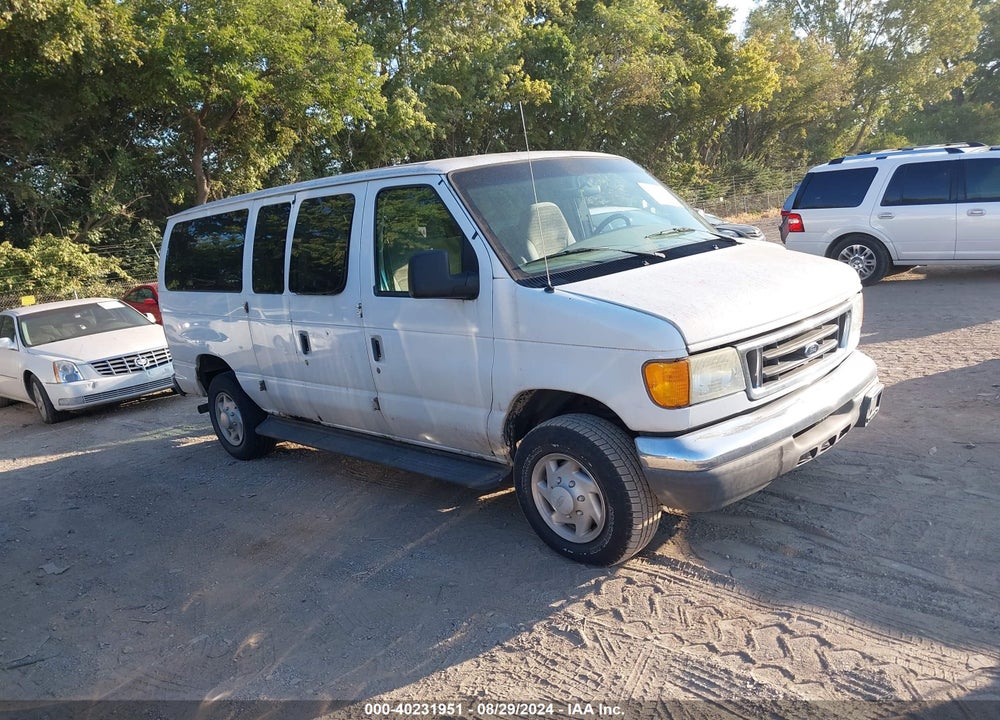 2004 FORD E-350 SUPER DUTY CHATEAU/XL/XLT VIN: 1FBNE31L74HB25347