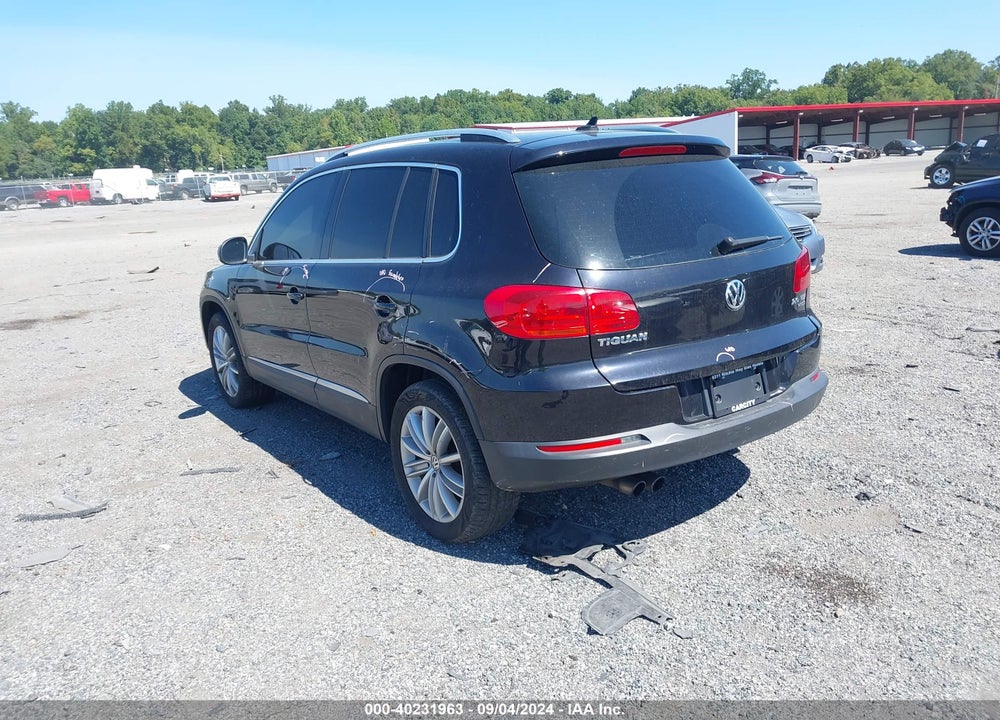 2015 VOLKSWAGEN TIGUAN SE VIN: WVGBV7AX0FW507321