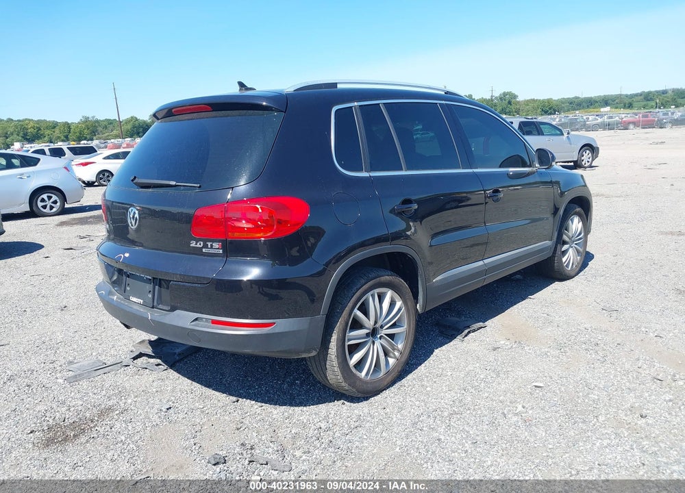 2015 VOLKSWAGEN TIGUAN SE VIN: WVGBV7AX0FW507321