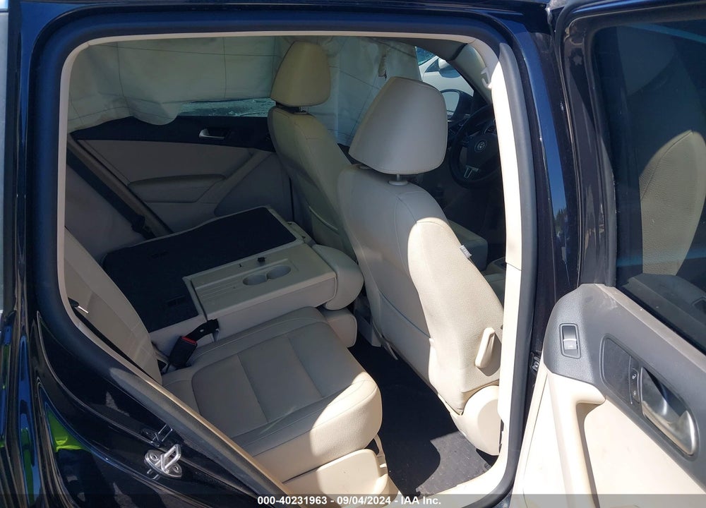 2015 VOLKSWAGEN TIGUAN SE VIN: WVGBV7AX0FW507321