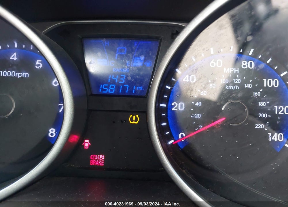 2015 HYUNDAI TUCSON SE VIN: KM8JU3AG2FU009978