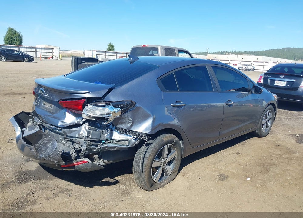 2018 KIA FORTE S VIN: 3KPFL4A7XJE273010