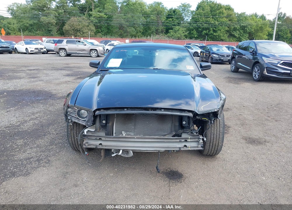 2014 FORD MUSTANG V6 VIN: 1ZVBP8AM2E5282086