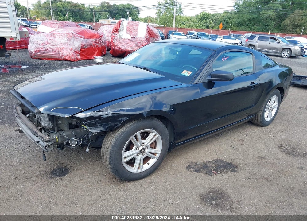2014 FORD MUSTANG V6 VIN: 1ZVBP8AM2E5282086