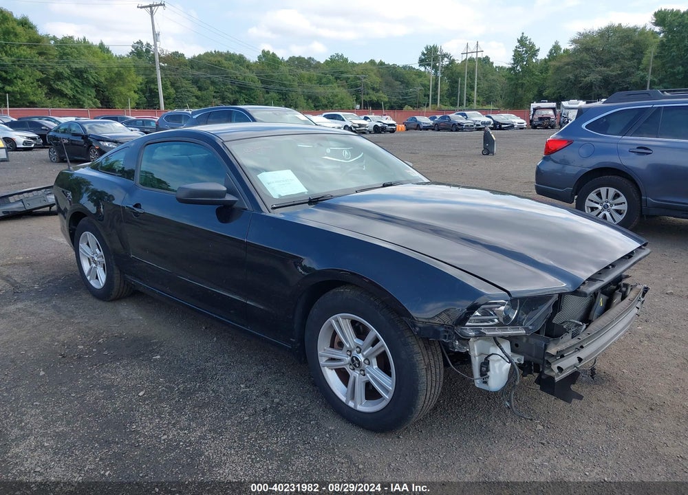 2014 FORD MUSTANG V6 VIN: 1ZVBP8AM2E5282086