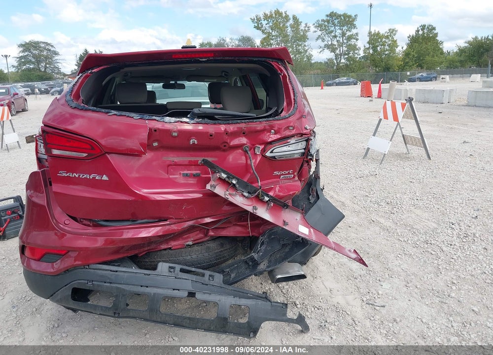 2017 HYUNDAI SANTA FE SPORT 2.4L VIN: 5XYZTDLB2HG452900