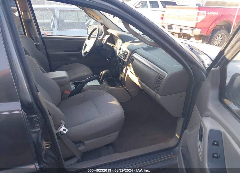 2002 JEEP GRAND CHEROKEE LAREDO VIN: 1J4GW48S42C284335