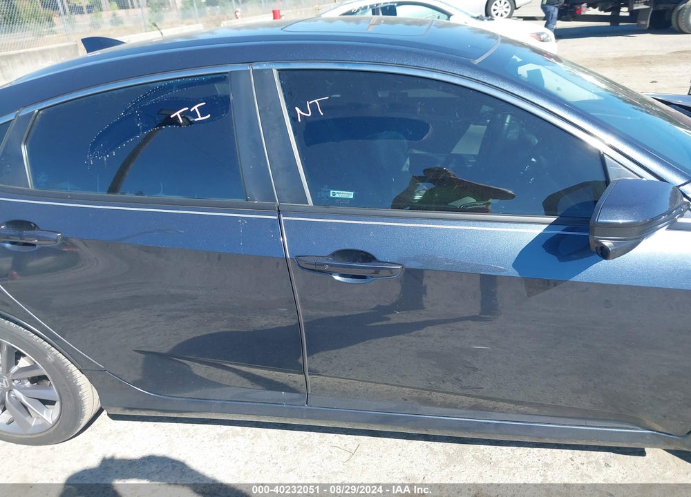 2019 HONDA CIVIC EX VIN: 19XFC1F3XKE212004