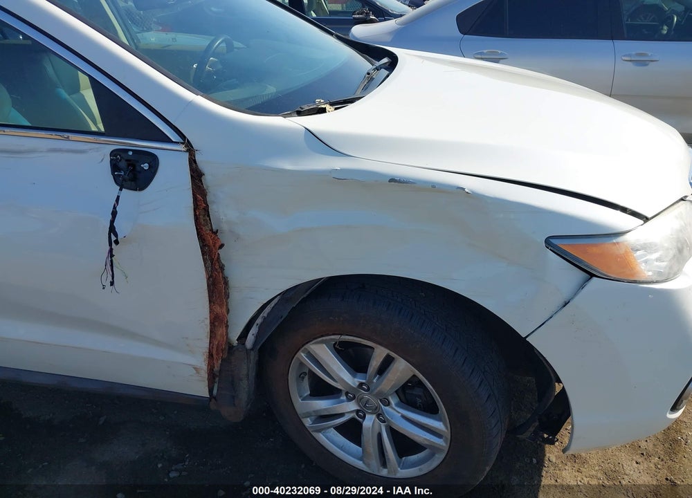 2013 ACURA RDX VIN: 5J8TB3H54DL015633