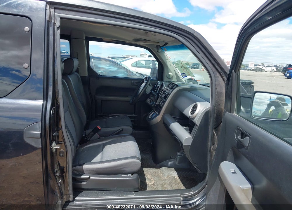 2004 HONDA ELEMENT LX VIN: 5J6YH18364L000101