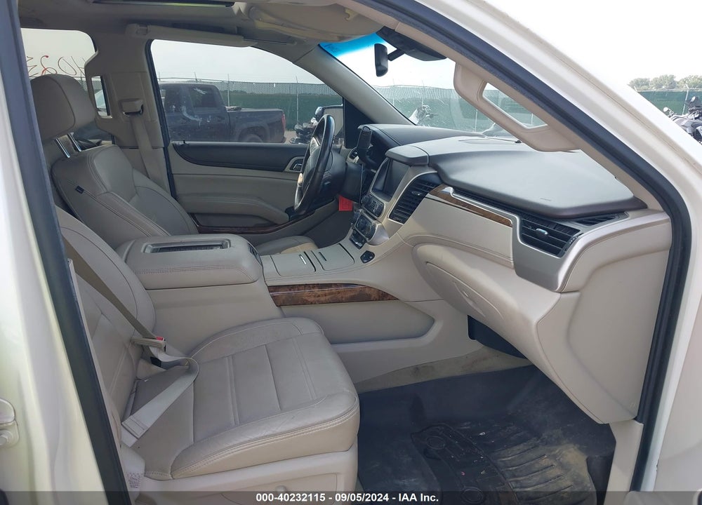 2015 GMC YUKON XL 1500 DENALI VIN: 1GKS2JKJ6FR624859