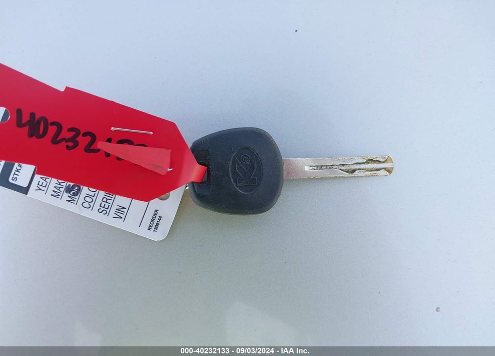 2013 KIA SORENTO LX V6 VIN: 5XYKTDA25DG336072