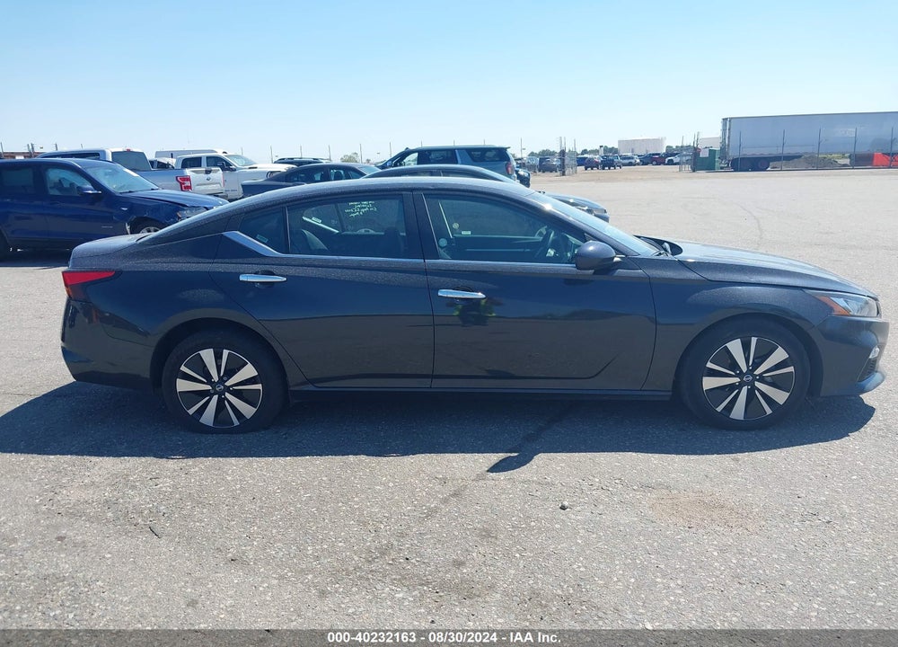 2022 NISSAN ALTIMA SV FWD VIN: 1N4BL4DV9NN403388