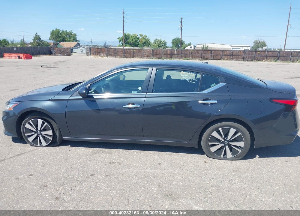 2022 NISSAN ALTIMA SV FWD VIN: 1N4BL4DV9NN403388