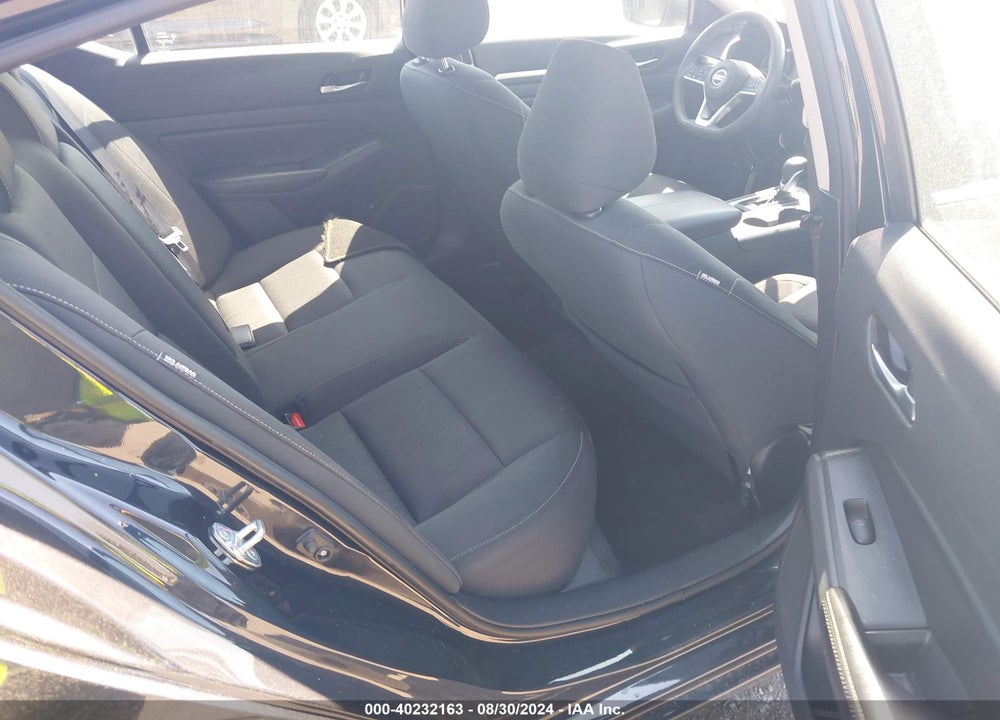 2022 NISSAN ALTIMA SV FWD VIN: 1N4BL4DV9NN403388