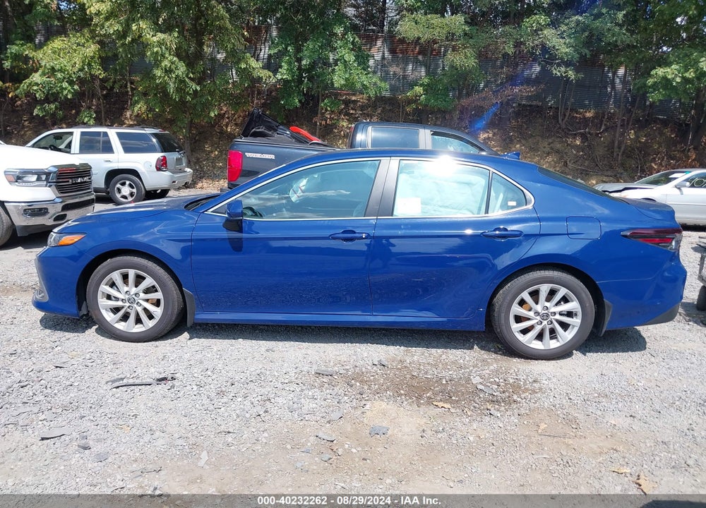 2024 TOYOTA CAMRY LE VIN: 4T1C11BK5RU127200
