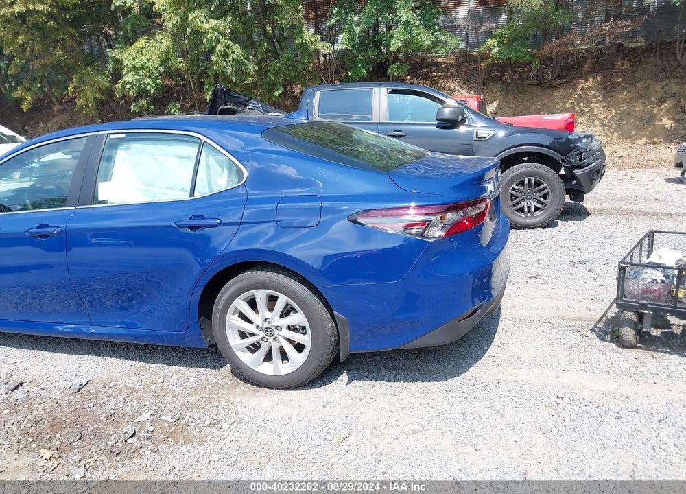 2024 TOYOTA CAMRY LE VIN: 4T1C11BK5RU127200