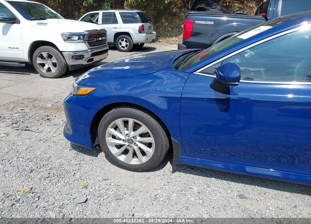 2024 TOYOTA CAMRY LE VIN: 4T1C11BK5RU127200