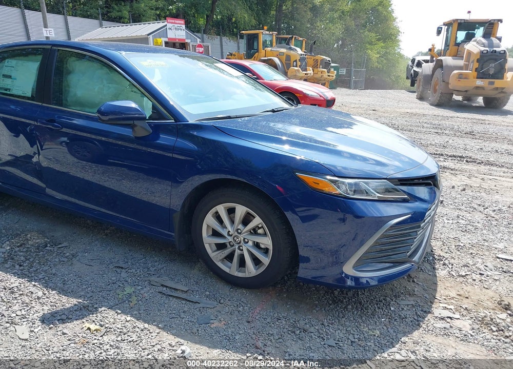 2024 TOYOTA CAMRY LE VIN: 4T1C11BK5RU127200