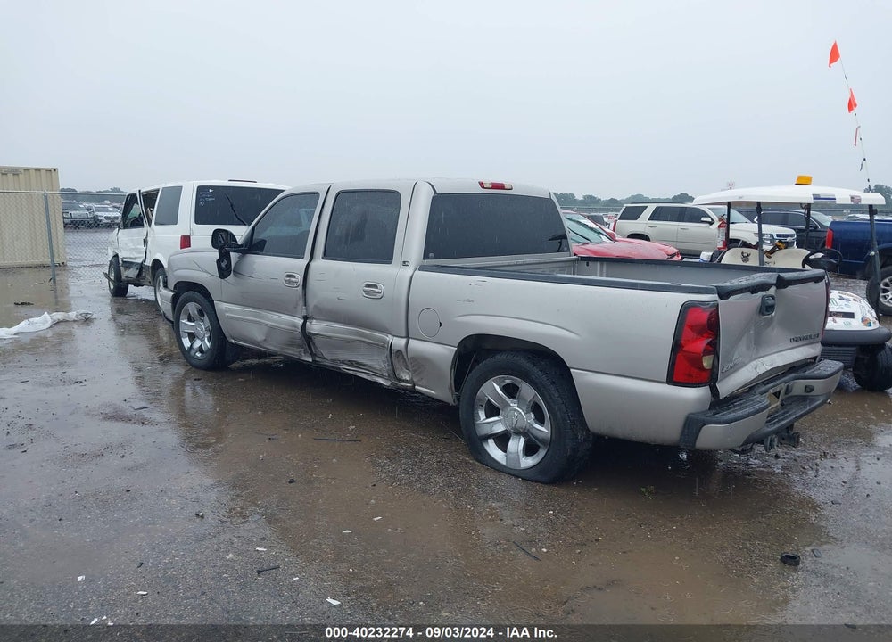 2004 CHEVROLET SILVERADO 1500 LS VIN: 2GCEC13T241411404