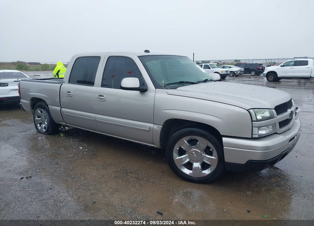 2004 CHEVROLET SILVERADO 1500 LS VIN: 2GCEC13T241411404