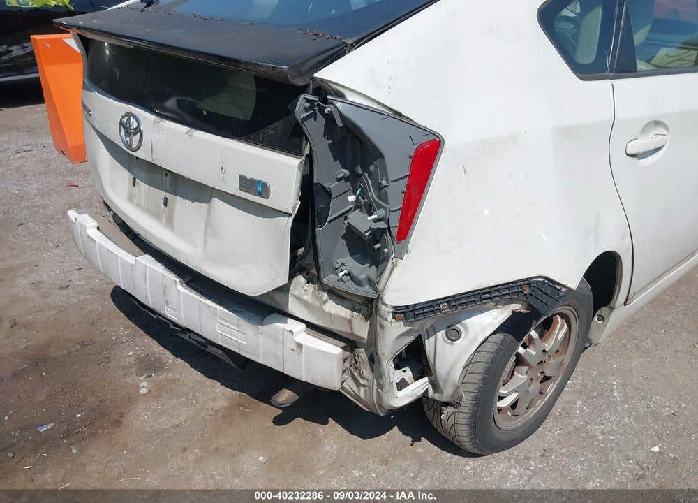 2010 TOYOTA PRIUS III VIN: JTDKN3DU5A0053982